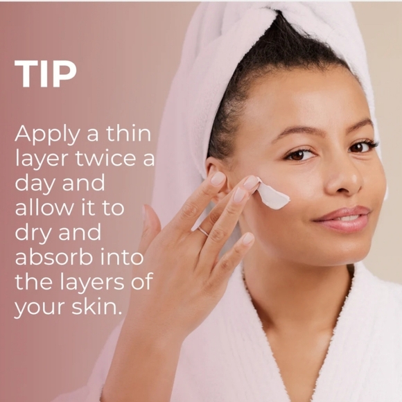 NIB-3 PC Set-Secret Collagen-Daily Moisturizer, Day & Night Eye Serum - Picture 8 of 10